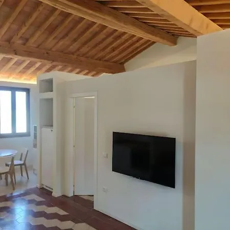 Apartment La Grande Terrazza, Centro Borgo *