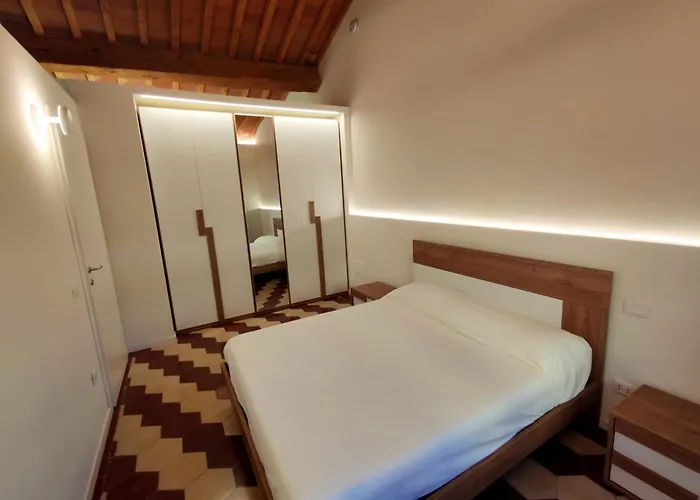 La Grande Terrazza, Centro Borgo 아파트 페치올리