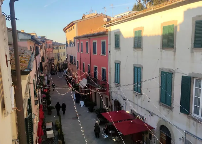 La Grande Terrazza, Centro Borgo 아파트 페치올리
