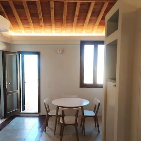 La Grande Terrazza, Centro Borgo Daire *